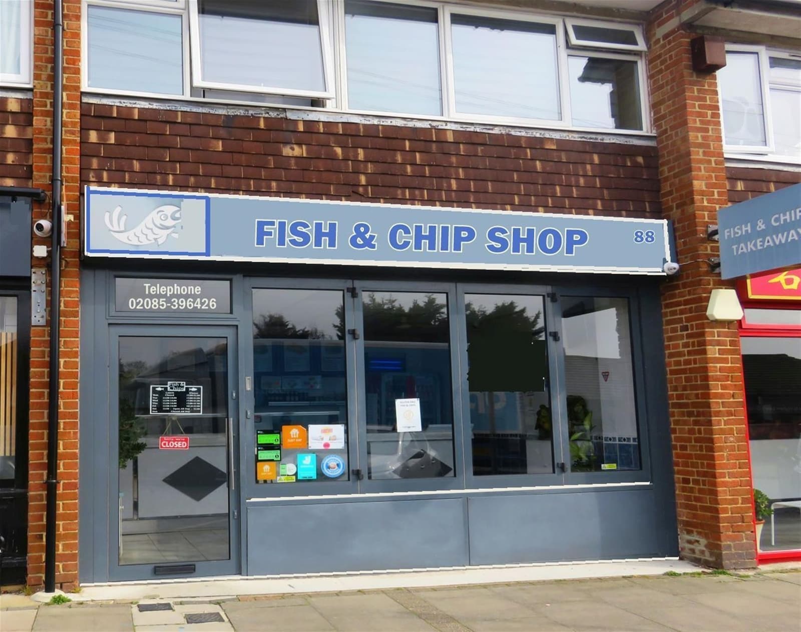 Long-established fish & chip shop with flat, Tonbridge — Fish & chip shop for sale in Tonbridge, Kent