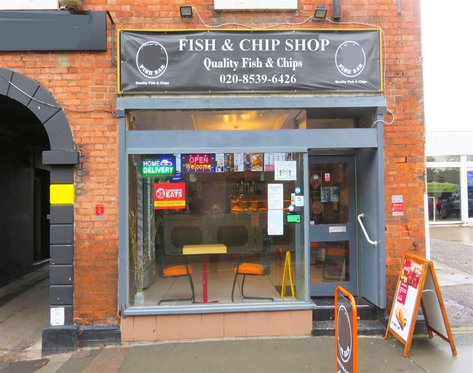 Refurbished Grade II listed fish & chip shop, Tamworth — Fish & chip shop for sale in Tamworth, Staffordshire