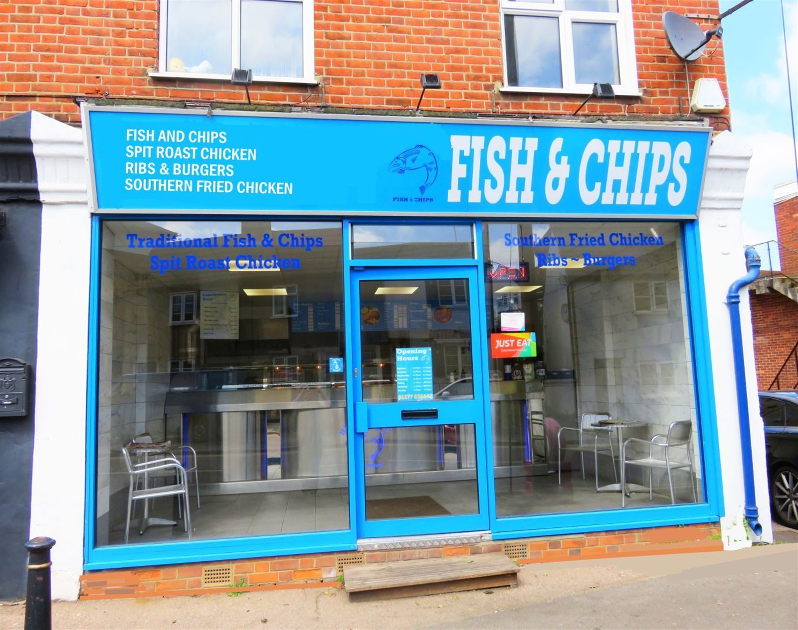 Modern fish & chip shop, prime Billericay parade — Fish & chip shop for sale in Billericay, Essex