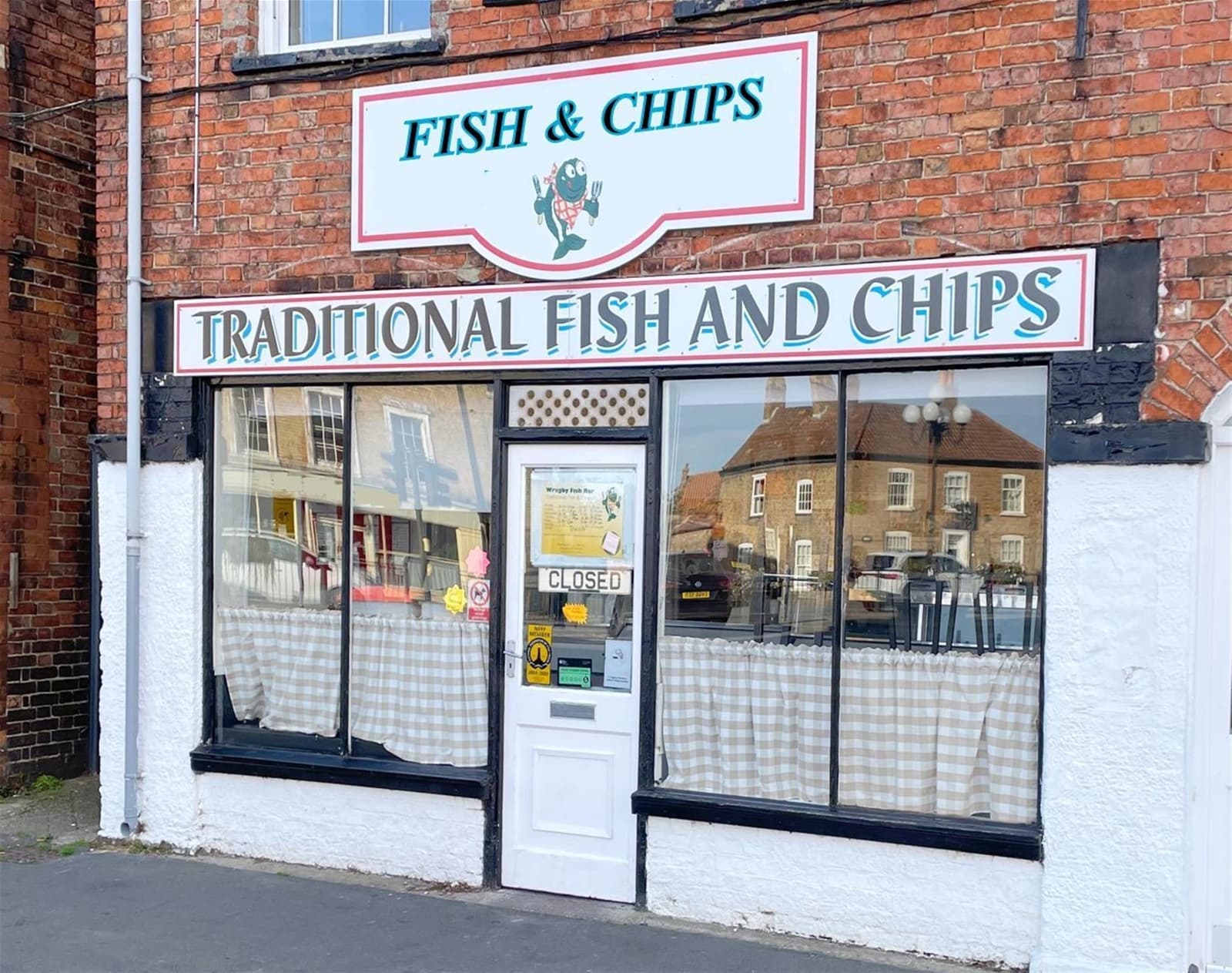 Long-established fish & chip shop, Market Rasen — Fish & chip shop for sale in Market Rasen, Lincolnshire